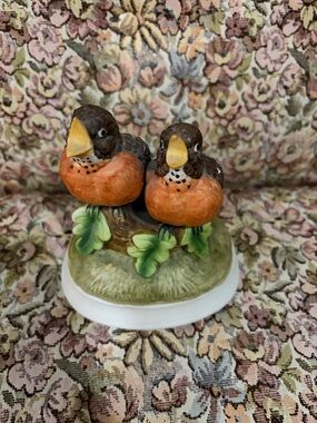 Gorham Hand-Painted Orange Robin Bird music box -